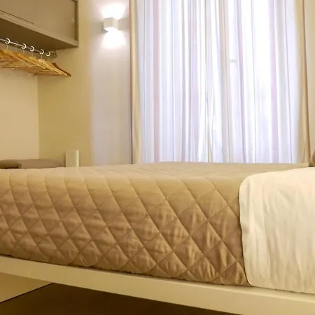 Guest house La Banchina Holiday Trani